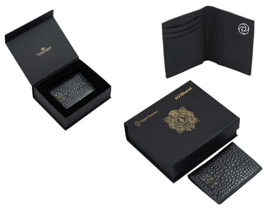 Shantnu & Nikhil luxury card holder